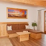 Thaurerhof Urlaub Auf Dem Bauernhof *