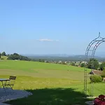 Thaurerhof Urlaub Auf Dem Bauernhof 农家乐 基姆湖畔贝尔瑙